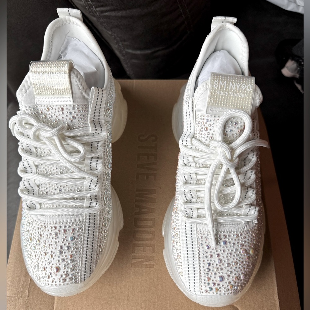 Steve Madden Maxima P Sneaker Size 7.5 Summer Tennis Shoes White NIB